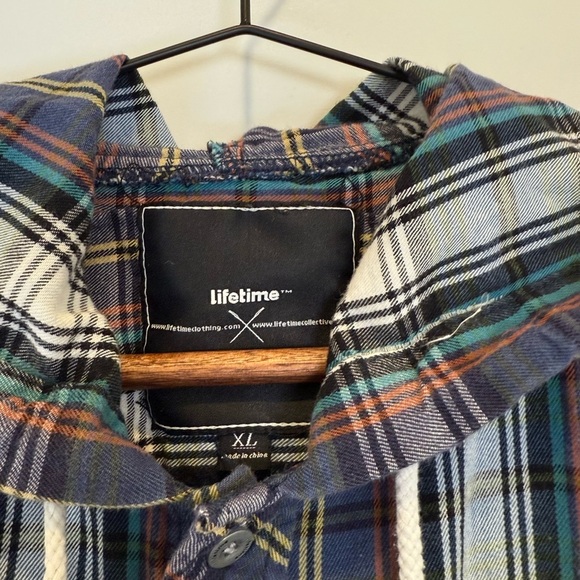 Lifetime Collective Plaid Flannel Hooded Shirt - Picture 2 of 5